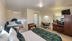 Warren Accommodation Rooms